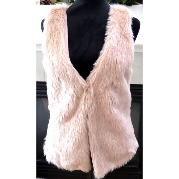 Love Tree Faux Fur Vest  Blush Pink Small EUC - Picture 1 of 8